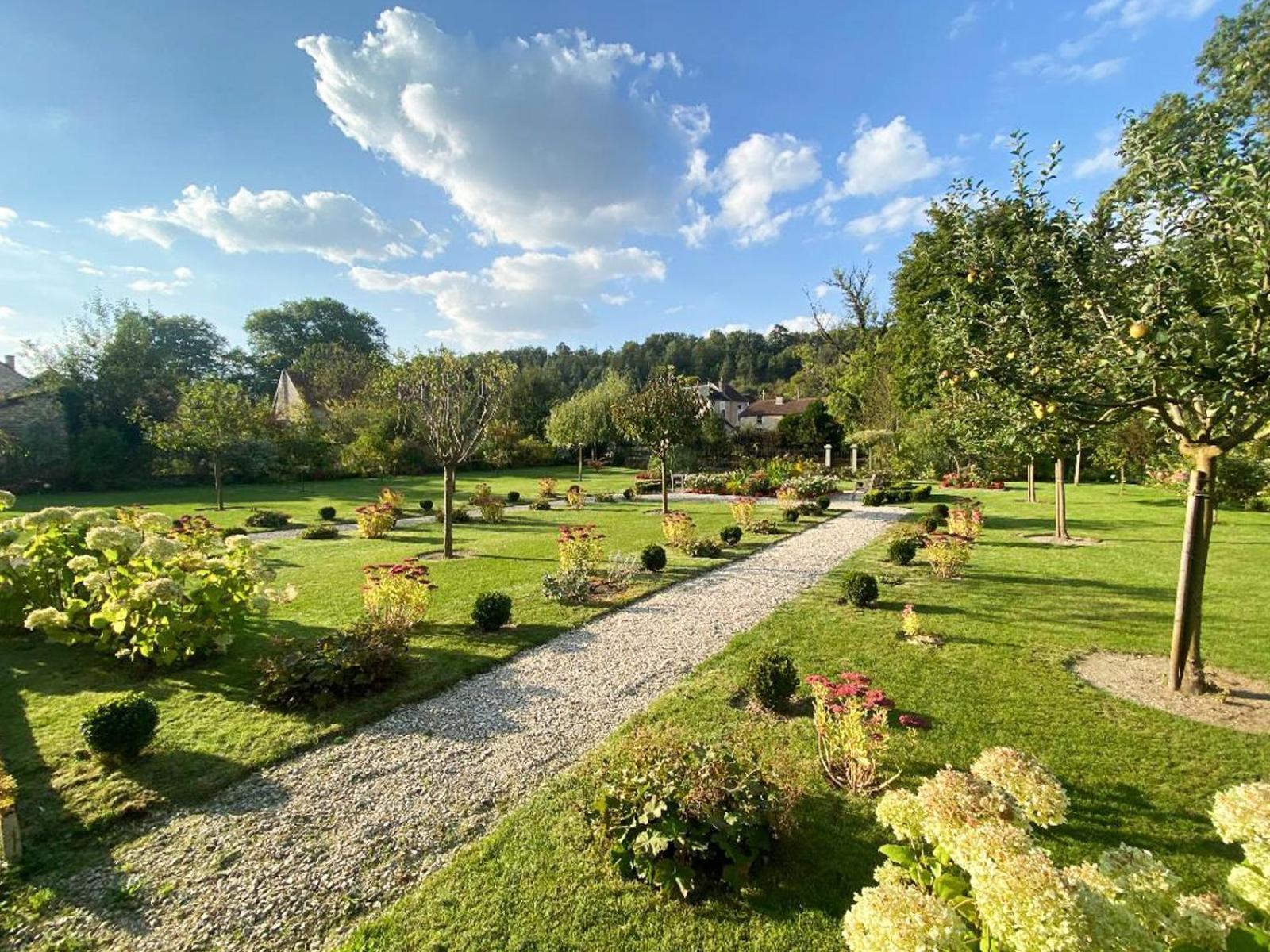 Domaine Hotel De France Cunfin Exteriér fotografie
