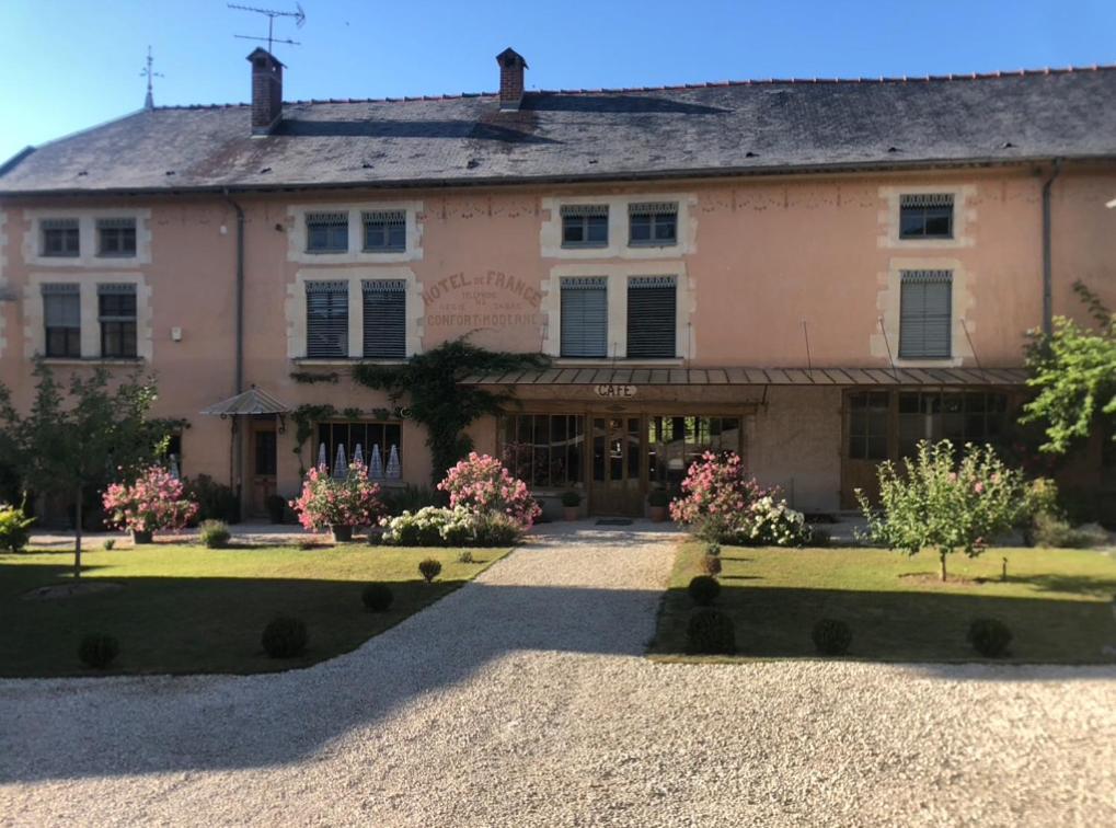 Domaine Hotel De France Cunfin Exteriér fotografie