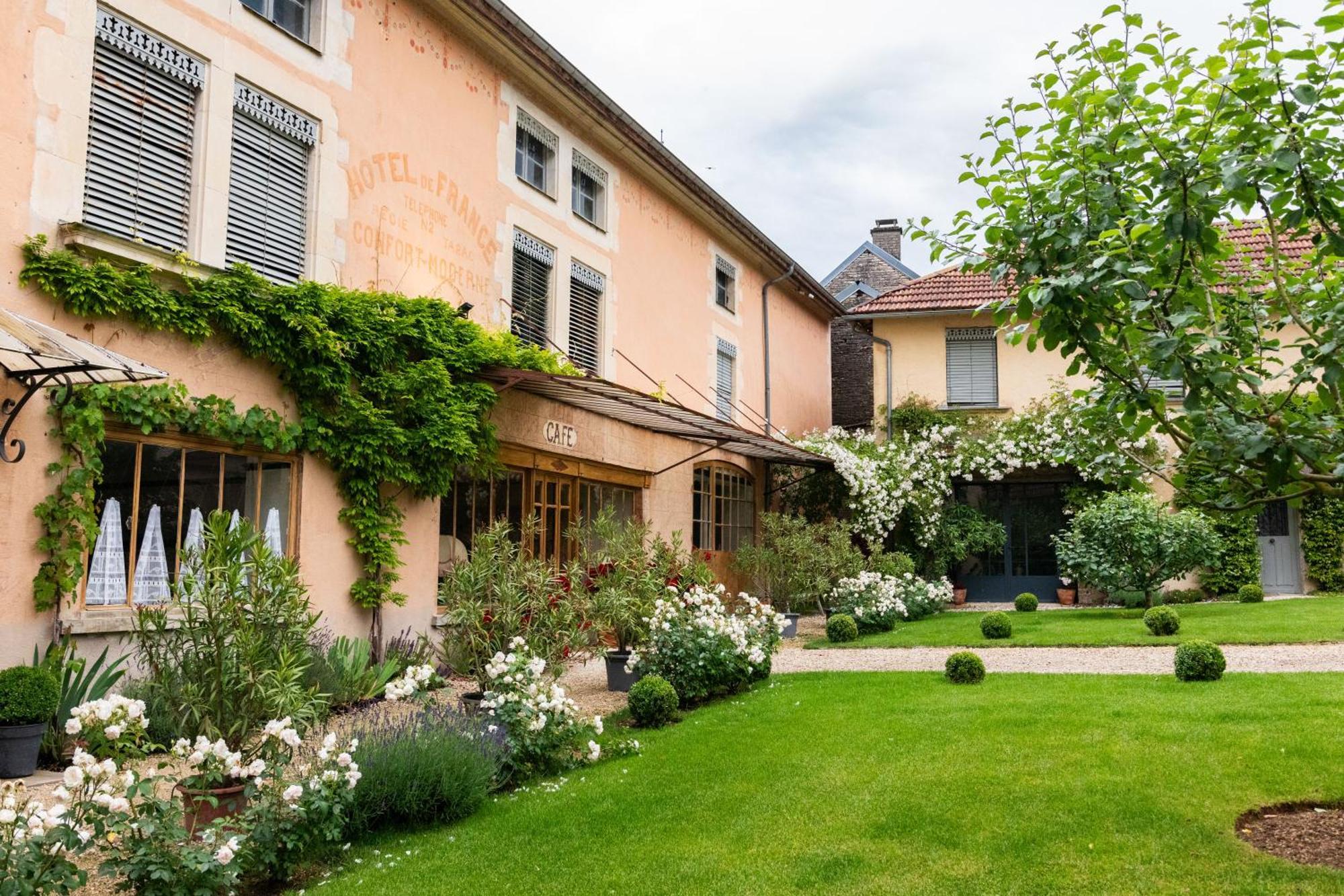 Domaine Hotel De France Cunfin Exteriér fotografie